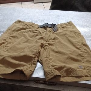 Mountain Hardware Women's Size 2 Nylon Lightweight Shorts Tan